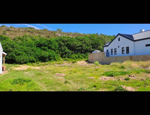 LAND FOR SALE IN STILBAAI-WES